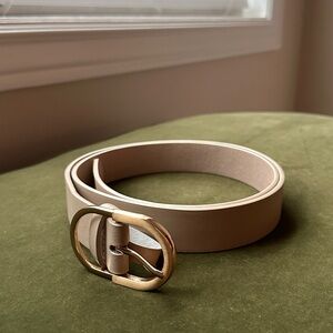 Elegant Cream Belt with Gold Buckle